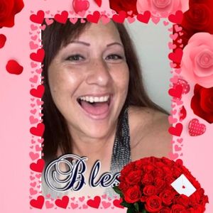 Meet your Posher, Lynette